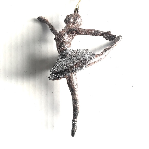 Gift 🎁 2 Ballerina Christmas Ornaments - NWT - Picture 3 of 4